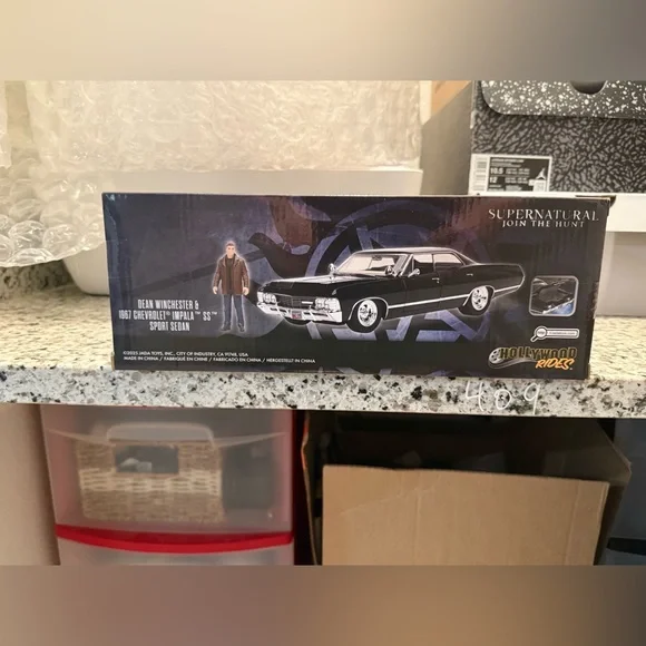 JADA die cast Supernatural 1967 Chevrolet Impala SS and Dean Winchester - Picture 7 of 7